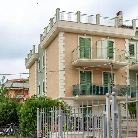 Italian Experience- Attico Artemare Apartment *